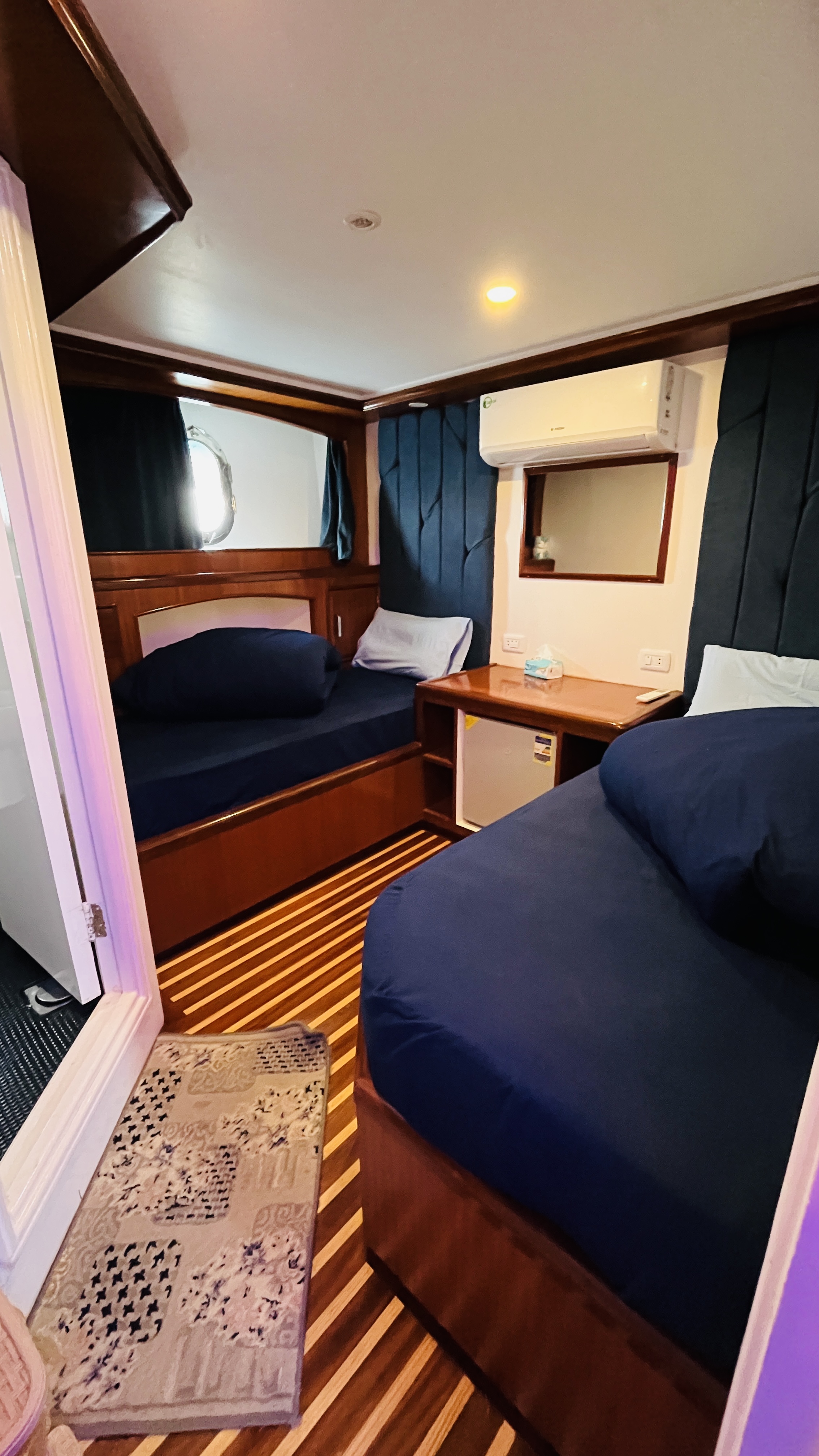 Amber 1 yacht thumbnail